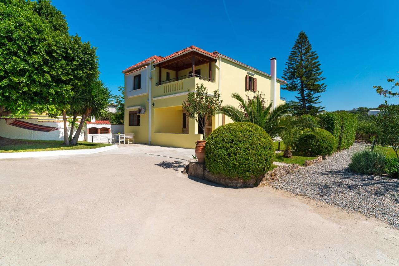 Villa Iasama Asgourou Exterior photo